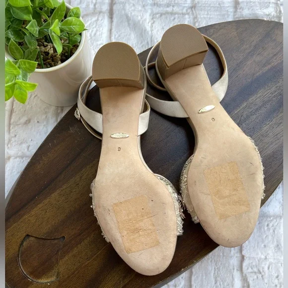 Badgley Mischka Crystal satin embellished block heels women’s size 6 - Picture 5 of 11